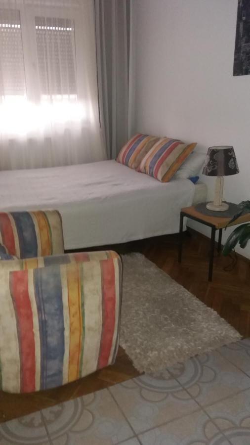 Jorali Apartment Орадеа Екстериор снимка