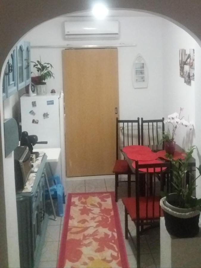 Jorali Apartment Орадеа Екстериор снимка